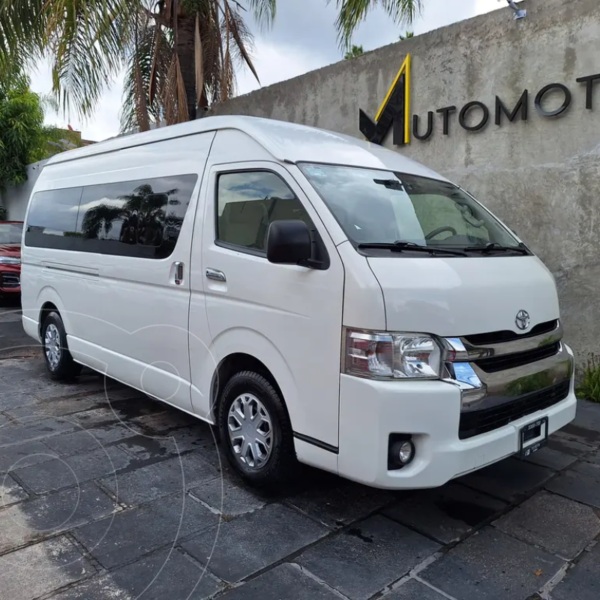 Toyota Hiace for fourteen passengers